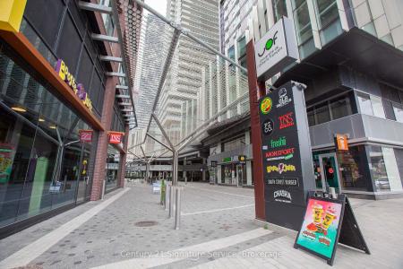 15 RICHARDSON STREET, Toronto, 安大略省 M4W 0B1, 加拿大