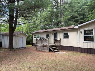 5216 90 COUNTY ROAD, Springwater, Ontario L0M 1T2, Kanada