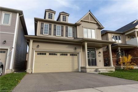 15 MUNRO CIRCLE, Brantford, Ontario N3T 0P9, Canada