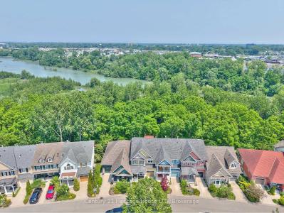 14 TULIP TREE COMMON, St. Catharines, אונטריו L2S 4C8, קנדה 