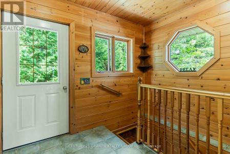 928 LAKE ST PETER ROAD, Hastings Highlands (mcclure Ward), Ontario K0L 2K0, Canadá