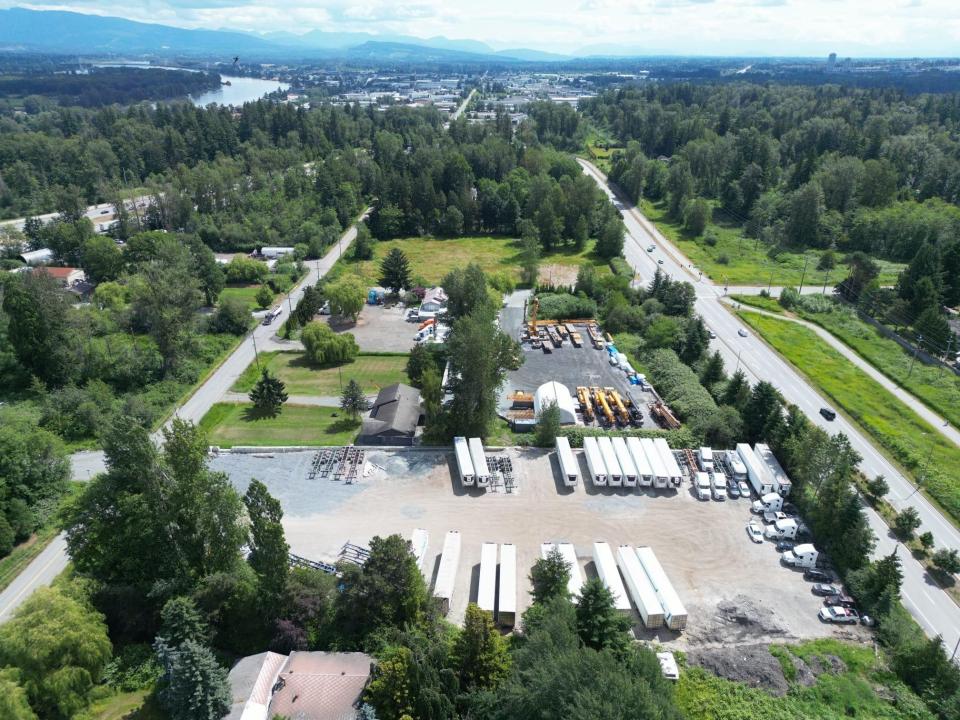 17914 96 AVENUE, Surrey, Colombia Británica V4N 4A7, Canadá