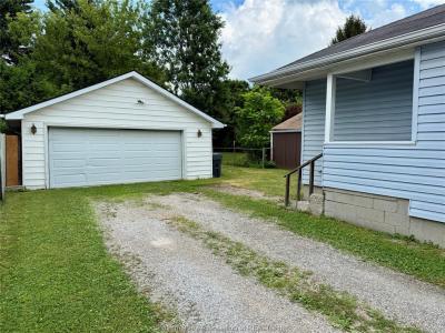 222 SANDYS STREET, Chatham, Ontario N7L 3P8, CANADÁ