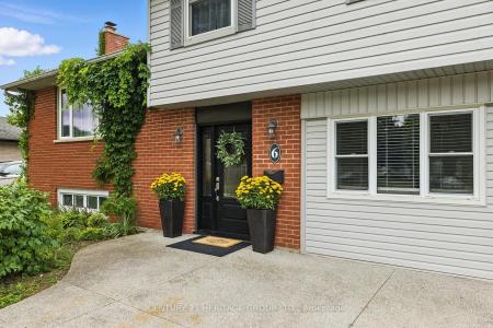 6 PINEHURST PLACE, St. Thomas, Ontario N5P 3X4, Canada