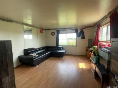 508 7TH STREET E, Meadow Lake, Saskatchewan S9X 1J4, Canada