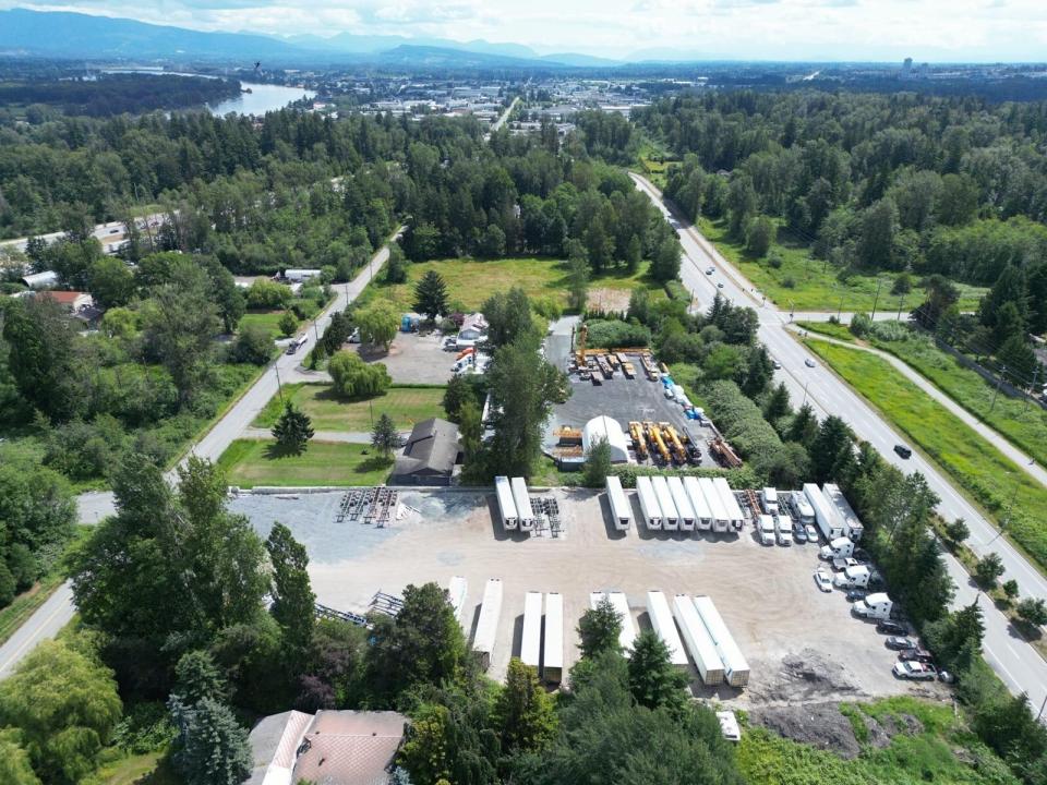 17914 96, Surrey, Colombia Británica V4N 4A7, Canadá
