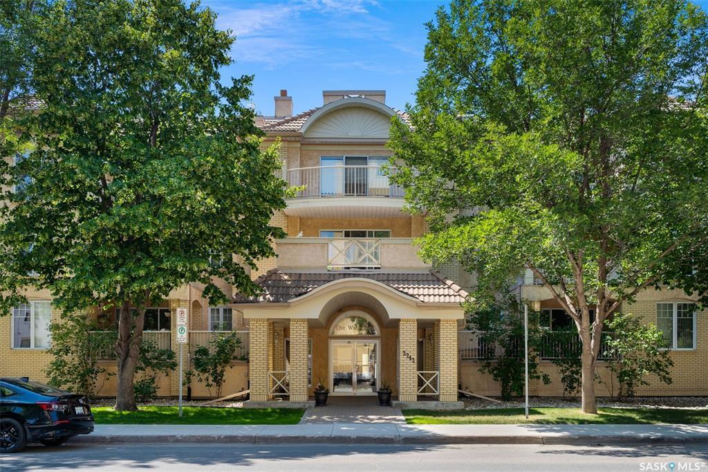 2242 CORNWALL STREET, Regina, 萨斯喀彻温省 S4P 2K9, 加拿大