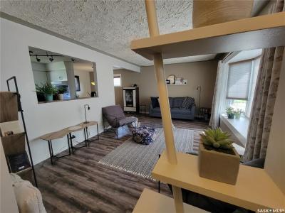 5103 LEADER STREET, Macklin, Saskatchewan S0L 2C0, Canada