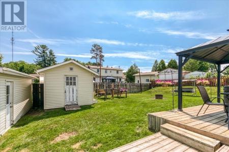16 FIR STREET, Onaping, 온타리오주 P0M 2R0, 캐나다