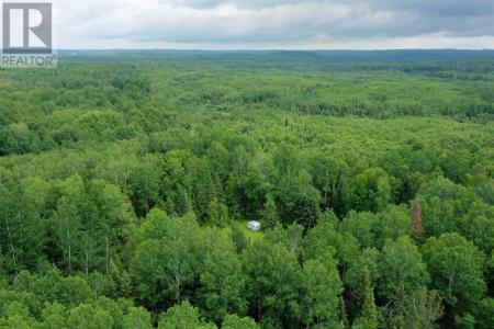 1742 FORBES RIVER ROAD, Kaministiquia, Ontario P0T 1X0, Canadá
