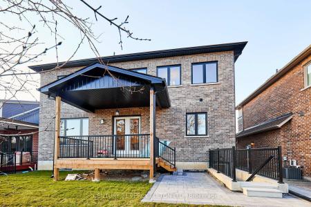 2955D SEABREEZE ROAD, Ajax, Ontario L1S 1X6, Canadá