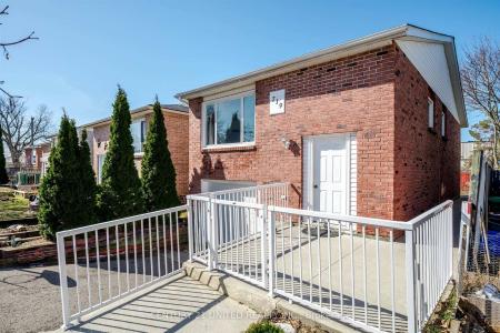 719 MOUNTAIN ASH ROAD, Peterborough South, Ontario K9J 8K1, Kanada