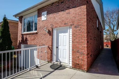 719 MOUNTAIN ASH ROAD, Peterborough South, Ontario K9J 8K1, Kanada