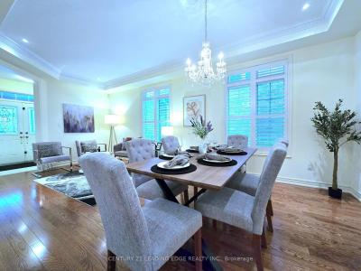 6 CASTLEGLEN BOULEVARD, Markham, Ontario L6C 0A8, Canada