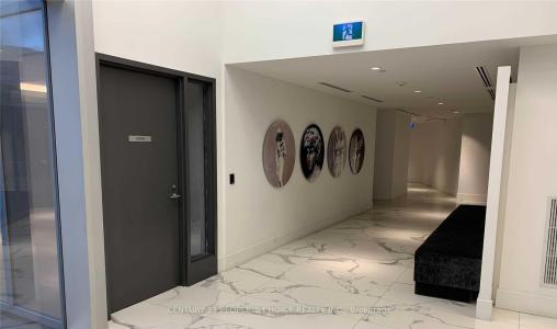 2908 HIGHWAY 7 ROAD, Vaughan, Ontario L4K 0K5, Kanada