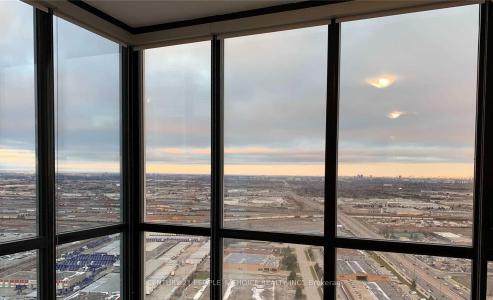 2908 HIGHWAY 7 ROAD, Vaughan, Ontario L4K 0K5, Kanada