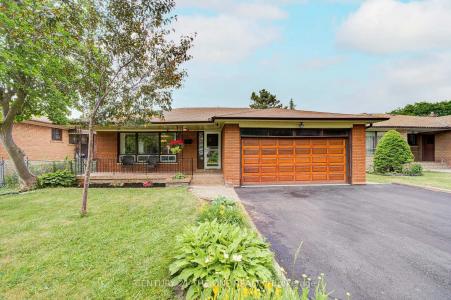 103 MARGARET AVENUE, Toronto, Ontario M2J 4C4, Canada