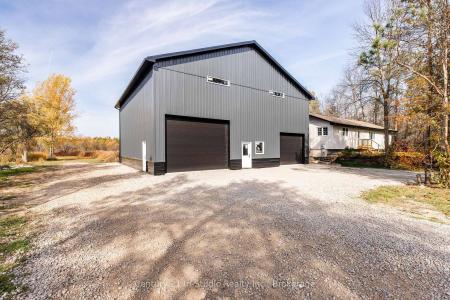 9 MAPLE DRIVE, Northern Bruce Peninsula, אונטריו N0H 1Z0, קנדה 