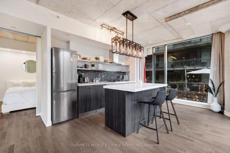 560 KING STREET W, Toronto, Ontario M5V 1M3, Kanada