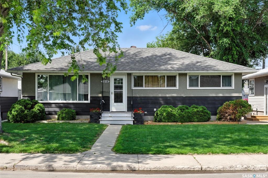 2518 WILLIAM AVENUE, Saskatoon, Saskatchewan S7J 1B3, Canada