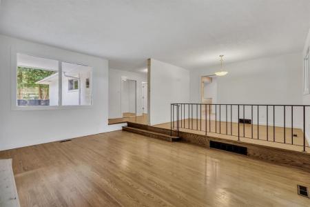 66 RYERSON AVENUE, Winnipeg, Manitoba R3T 3W1, Canada