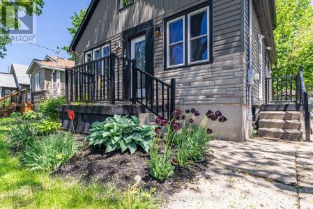 766 GLASGOW STREET, London East (east G), Ontario N5Y 1V9, Canadá
