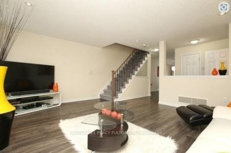 17 MARKHAM TRAIL, Clarington, Ontario L1C 0S4, Kanada