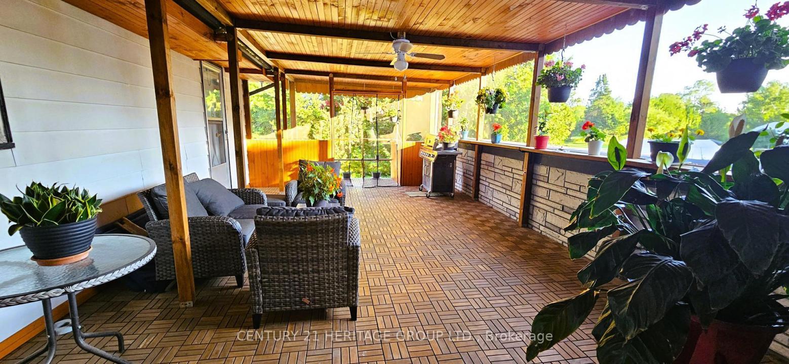 20336 BATHURST STREET E, East Gwillimbury, Ontario L9N 1P5, Canada