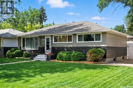2518 WILLIAM AVENUE, Saskatoon, Saskatchewan S7J 1B3, Canada