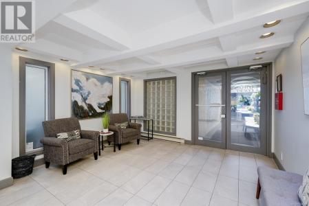 3900 SHELBOURNE STREET, Saanich, Colúmbia Britânica V8P 4H8, CANADÁ
