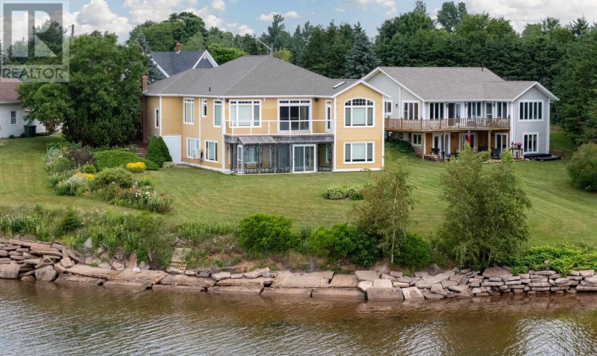 5 CHELSEA LANE, Stratford, Prinz-Edward-Insel C1B 0J1, Kanada