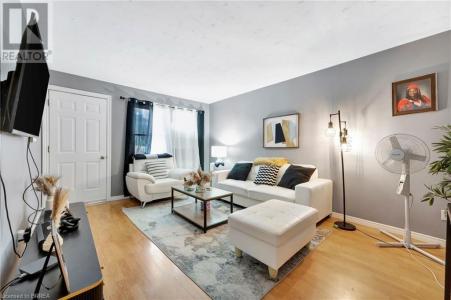 362 GREY STREET, Brantford, أونتاريو N3S 4X4, كندا 
