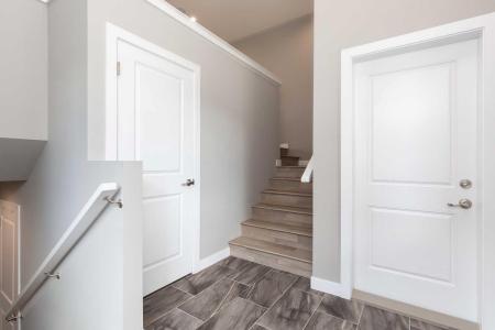 205 LASALLE TERRACE W, Lethbridge, Alberta T1J 5G9, Canadá