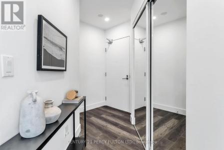 209 FORT YORK BOULEVARD, Toronto (niagara), أونتاريو M5V 4A1, كندا 