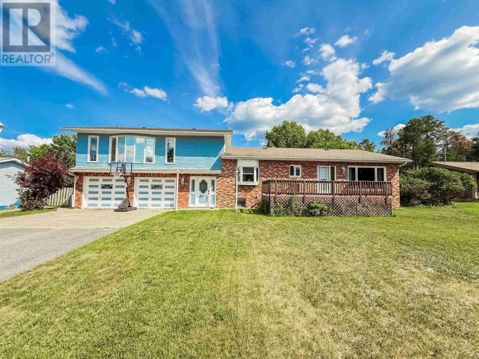 643 AIRPORT ROAD, Kenora, Ontario P9N 0A7, Canada