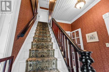 23 RIDEAU STREET, Westport, Ontario K0G 1X0, Canadá
