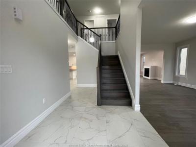145 TUSCANY TRAIL, Chatham, Ontario N7M 0R9, Kanada