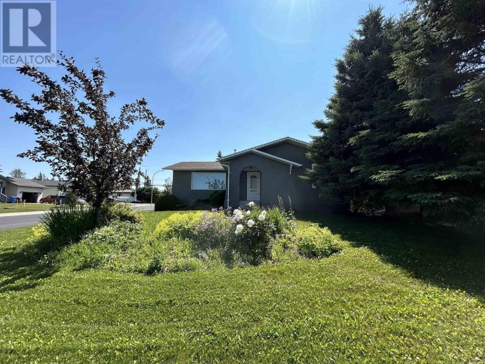 9803 113 AVENUE, Fort St. John, British Columbia V1J 4P7, Canada