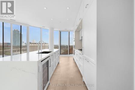 155 MERCHANTS' WHARF, Toronto (waterfront Communities), أونتاريو M5A 0Y4, كندا