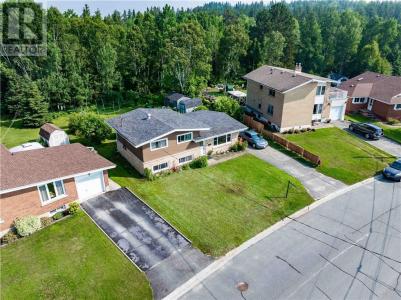 16 LINCOLN CRESCENT, Capreol, Ontario P0M 1H0, Canada