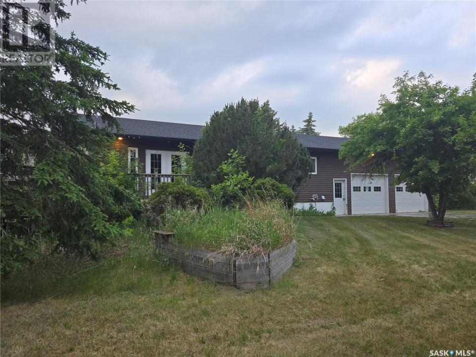 610 ALMA AVENUE, Forget, Saskatchewan S0C 0X0, Canada