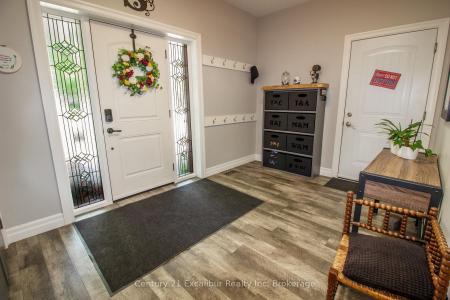 566 ST. PATRICK STREET E, Centre Wellington, Ontario N1M 1N2, Canada