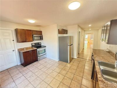 93 NORFOLK AVENUE, Cambridge, Ontario N1R 3T8, Kanada