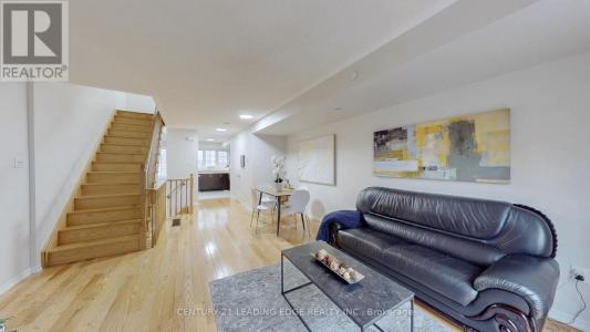 33 FOAL PATH, Oshawa (windfields), Ontario L1L 0L2, Canada
