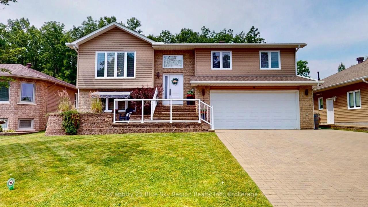 237 OSPREY CRESCENT, Callander, Ontario P0H 1H0, Kanada