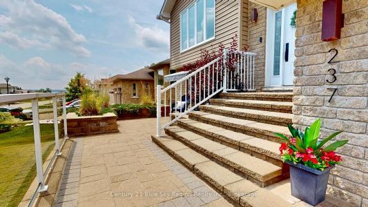 237 OSPREY CRESCENT, Callander, Ontario P0H 1H0, Kanada