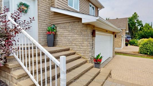 237 OSPREY CRESCENT, Callander, Ontario P0H 1H0, Kanada
