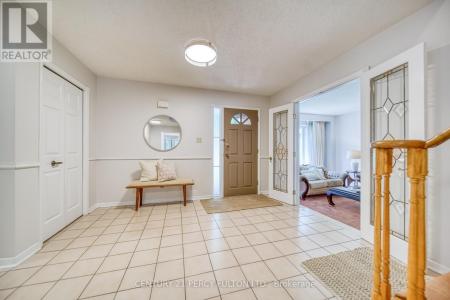 6 RICE DRIVE, Whitby (pringle Creek), Ontario L1N 7X1, Canada