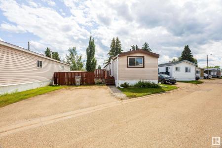 10410 101A STREET, Morinville, Alberta T8R 1B1, Canada