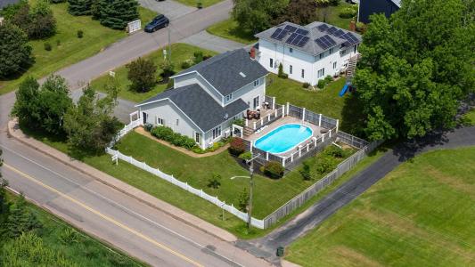 102 GREENSVIEW DRIVE, Stratford, Prinz-Edward-Insel C1B 1N2, Kanada